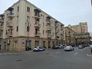 Bakı, 3 otaqlı, Köhnə tikili, m. 28 may, 80 kv. m