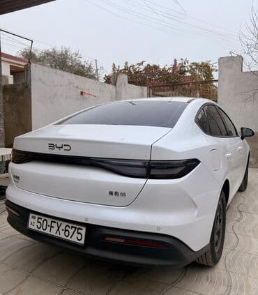 BYD Seal 05: 1.5 l | 60 km Sedan