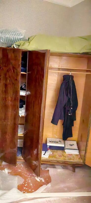 ikinci el qorkalar: Dolab-asılqan — 1