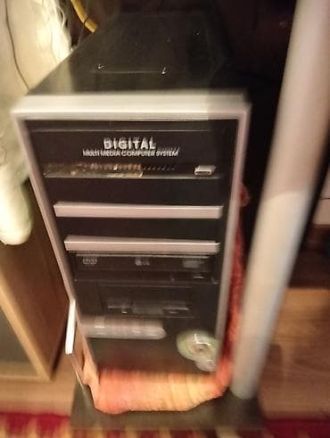 1 tr harddisk: Masaüstü kompüter komplekti Tərkib: - Sistem bloku: “DIGITAL” Multi — 2