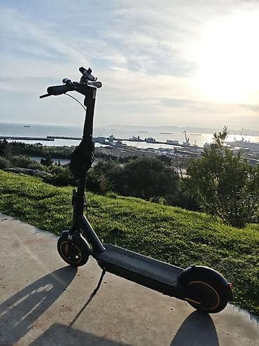 elektirikli samokatlar: İşlənmiş Elektrik samokat 10", 351 - 500 Vt, 26 - 35 km/s, Ünvandan götürmə — 1