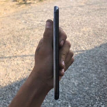 iphone x arxa şüşə qiyməti: IPhone X, 64 GB, Ağ, Face ID — 5