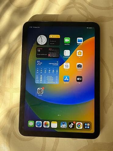бэушный ipad: Tecili satılır ! / 64 yaddaş / hecbir problemi yoxdur / xırda cıxığlar — 1