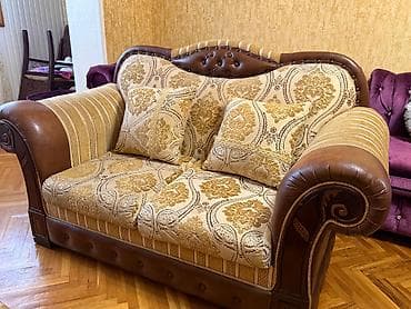 Мебель: Tecili satılır işlenmiş mebellerdi. Heç bir qırığı yoxdu 1 eded 3- lü — 4