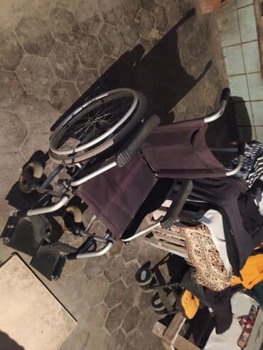 инвалидная коляска отдам даром: Əlil arabası satilir — 3