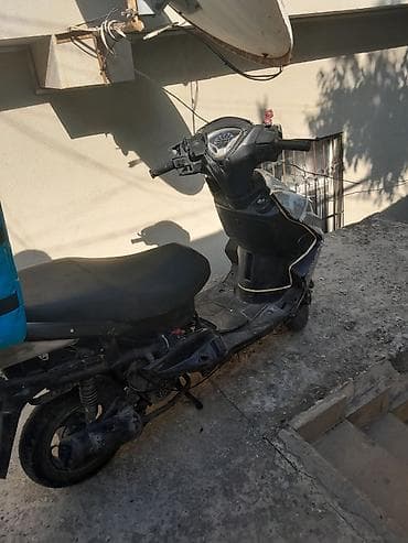 Skuter – şəhərdaxili gediş-gəliş və çatdırılma üçün Xüsusiyyətlər: - — 3