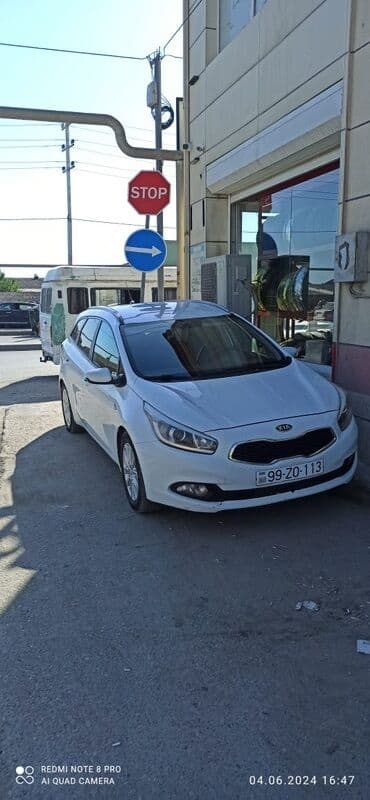 Kia Cee’d SW (ağ rəng, universal kuzov) - Kuzov: 5 qapılı universal