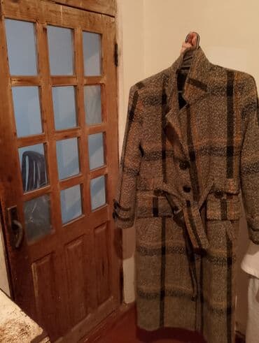 qadınlar üçün i̇talya istehsalı dublyonkalar: Qadın palto – klassik xovlu toxuma, qəfəsli naxış - Model: Uzun — 2