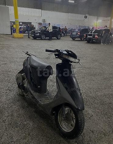 - HONDA, 50 sm3, 5300 km