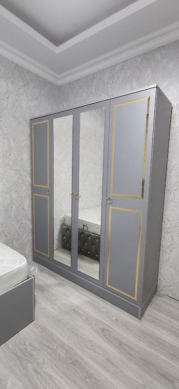 divar refleri: 4 qapılı güzgülü paltar şkafları - Model 1: Təbii ağac teksturalı — 1