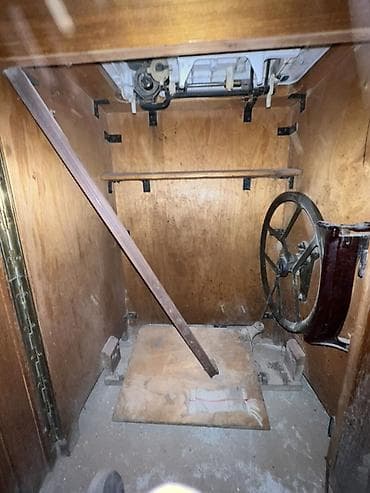 ev kondisoner: Tikiş maşını Chayka, İşlənmiş,Mexaniki, Ünvandan götürmə, Ödənişli çatdırılma — 2