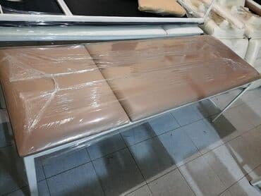 taxta yelləncək oturacaqlar: Kuşetka Kosmetoloji Estetik Kosmetoloji tibbi tapcan. Tam keyfiyyətli — 10