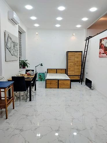 yaşmada: Bir nefer BEY otaq yoldaşı axtarilir yaş heddi 18-28 qeder. Ev — 2