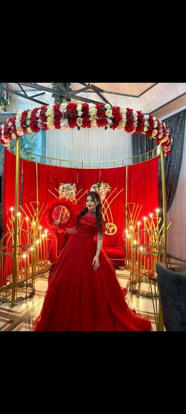 акция let's go 2021: Tədbir dekorasiyası və bəzək icarəsi - Qızıl tonlarda metal — 2