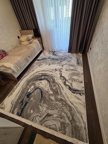 Mərmər teksturasını xatırladan naxışlı müasir xalça - Rənglər: boz