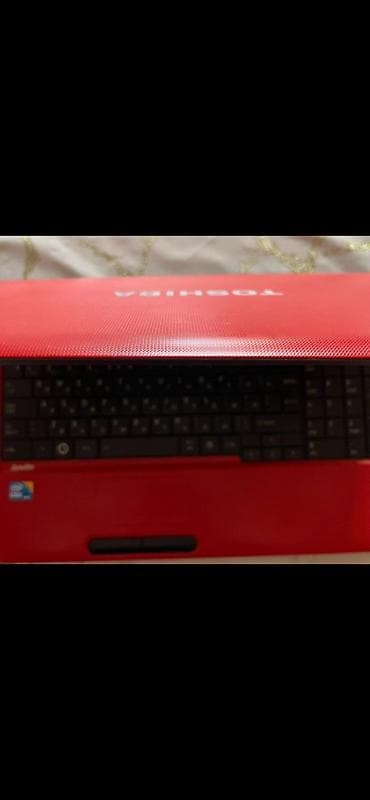 en ucuz notebook: Toshiba noutbuk – qırmızı korpuslu, tam ölçülü klaviatura və ayrıca — 4