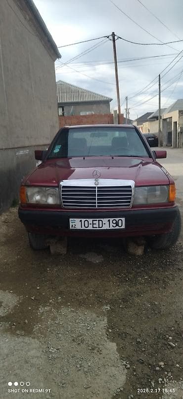Mercedes-Benz 190 (W201): 2 l | 1989 il Sedan