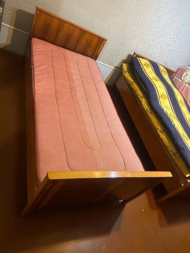 кровать бу: Б/у, Односпальная кровать, Без подьемного механизма, С матрасом, Без выдвижных ящиков — 2