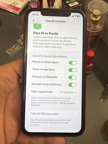 dubayski iphone 11 satisi: IPhone 11, 128 GB, Qara, Face ID — 9