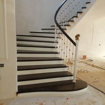 витражные окна в доме: Mebel, pilləkanı və qapıları sifarişlə yığıb yerində quraşdırirıq — 20