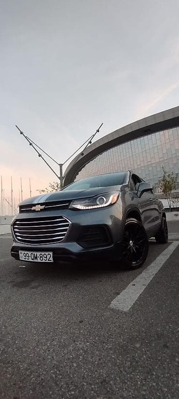 spoyler satilir: Chevrolet Tracker: 1.4 l | 2019 il 100 km Krossover — 3