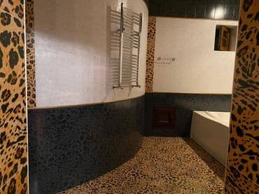 makler gence: 6 otaqlı, 480 kv. m, Orta təmir — 30