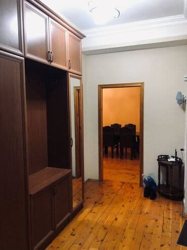 mingecevir kiraye: Nərimanov metrosunnan 2 dəqəlik məsafədə 7 mərtəbəli binanın 5-ci — 7