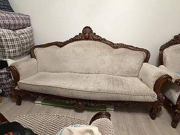 Klassik üslubda 3 hissəli antikvar dəst: 1 divan və 2 kreslo. - lalafo.az -da Klassik üslubda 3 hissəli antikvar dəst: 1 divan və 2 kreslo. -