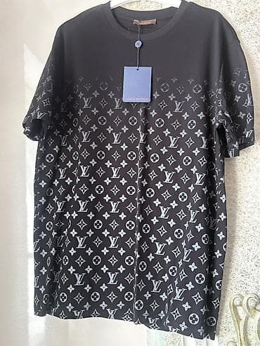 Futbolka, Louis Vuitton, 2XL, rəng - Qara lalafo.az -da Futbolka, Louis Vuitton, 2XL, rəng - Qara