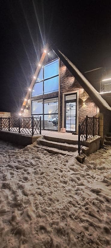 150 kv. m, 4 otaqlı, Kombi, Qaz, İşıq — 9