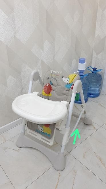 Детский мир: Uşaq üçün oturacaq masası, normal vəziyyətdə. Ehtiyac olmadığı üçün — 4