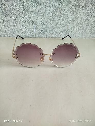 Chanel brendi olan, xanımlar üçün gün eynəyi. İtaliya malıdı — 1