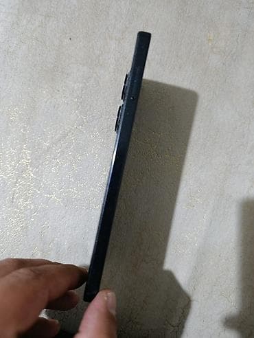 huawei 90 pro: Poco M6 Pro 5G, 256 GB, rəng - Qara, Barmaq izi — 5