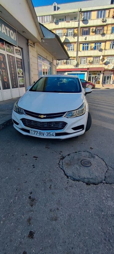 Chevrolet Cruze: 1.4 l | 2016 il 207309 km Sedan lalafo.az -da Chevrolet Cruze: 1.4 l | 2016 il 207309 km Sedan