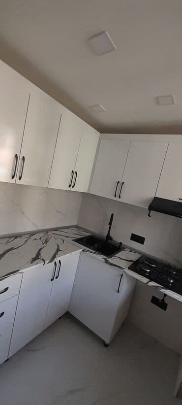 срочно продам квартиру в баку: Bakı, 8-ci kilometr, 2 otaqlı, Köhnə tikili, m. Qara Qarayev, 42 kv. m — 11