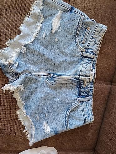 - Brend: Zara - Model: Yüksək belli denim şort - Rəng: Açıq mavi (acid — 2