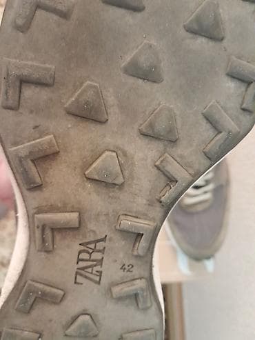 Туфли: Кроссовки "Zara", б/у. Размер 42. Есть еще — 2