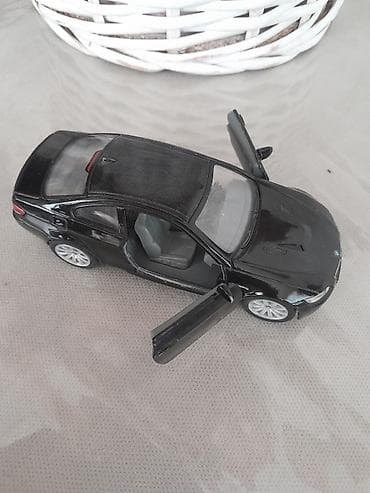 BMW M3 Coupe diecast model maşın - Model: BMW M3 Coupe (E92 dizaynı) — 4