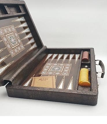 Спортивные игры: Nerd taxda hediyyelik mehsuldur uzeri deri islemedi 
🚙catdirilma var — 4