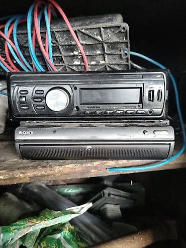 Biri islək deyil. ən altda ag duymeli. 5 dənədir. biridə icindən cixan — 1