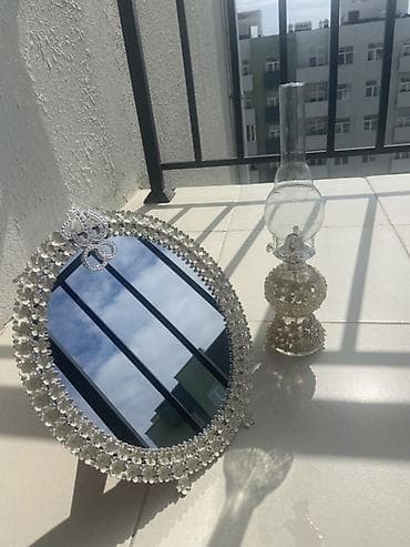 Şamdanlar: 60 azn teki güzgü 50 azn çiraq 15 azn — 2