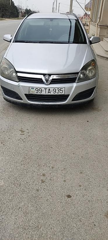 mercedes yan guzgu: Opel Astra: 1.3 l | 2006 il 272000 km Universal — 5