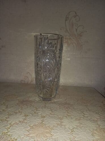 gencede ozel şirketler: Vaza dəsti, Xrustal — 3