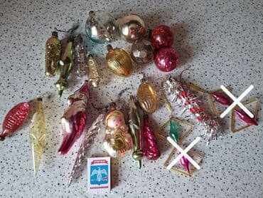 yolka altlığı: SSSRın şüşədən yolka oyuncaqları dəsti. 37 ədəd. İçində şüşə olanı - — 3