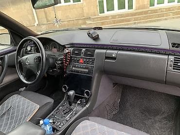 mersedes kapot: Mercedes-Benz E-Class (W210) sedan - Kuzov: qara rəng, 4 qapılı — 9