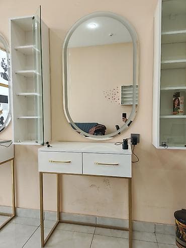 Soyuducu avadanlığı: Gözəllik salonu üçün hazır biznes satılır. Binənin mərkəzində. Satma — 2