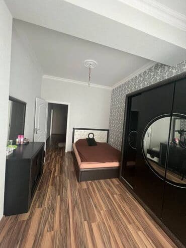 sabuncuda kirayə ev 200 azn: Nərimanov metrosunun yaxınlığında montin bazarına yaxin 17 mertebeli — 4