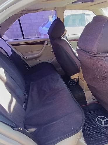 kub 50 cc: Mercedes-Benz C-Class: 2.3 l | 1998 il Sedan — 6
