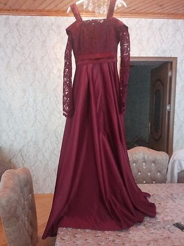 Bordo rəngdə uzun ziyafət/nişan paltarı. hec geynilmiyib ciriği sokuyu