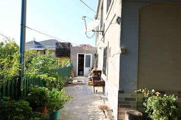 qutqaşınlı küçəsi: 6 otaqlı, 300 kv. m, Orta təmir — 9